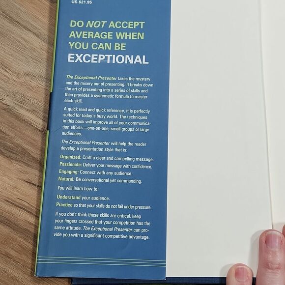 🔺️NWOT The Exceptional Presenter; A Proven Formula to Open Up & Own the Room - Picture 4 of 7